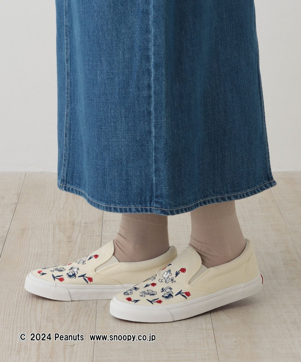 【訂貨】Afternoon Tea Living「PEANUTS IN AMSTERDAM」刺繡Slip-On