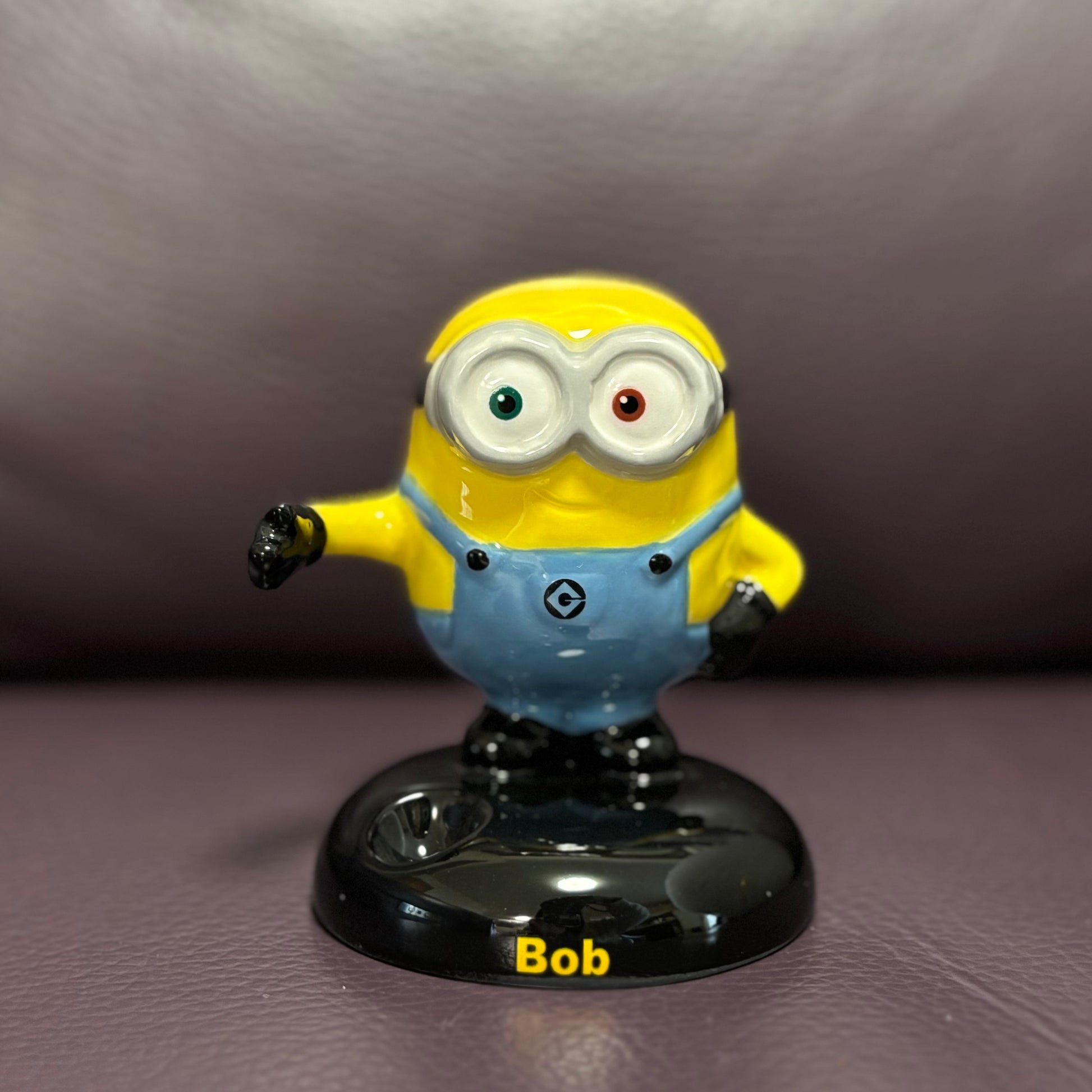 Minions Bob 陶瓷筆座