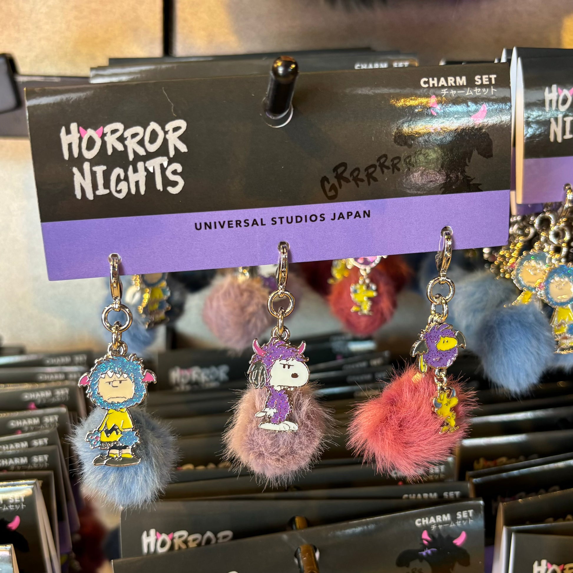 USJ Halloween Snoopy Horror Nights - 毛毛球 Charm Set