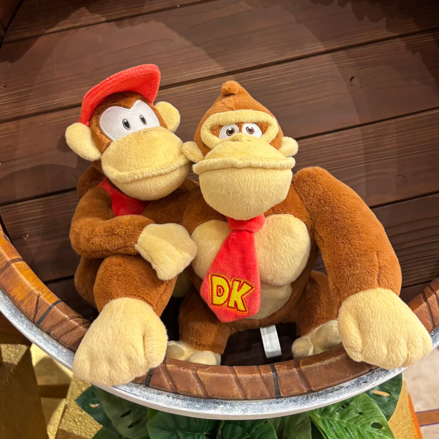 【訂貨】USJ 任天堂世界 Donkey Kong 系列 - Donkey Kong & Diddy Kong 公仔（S）