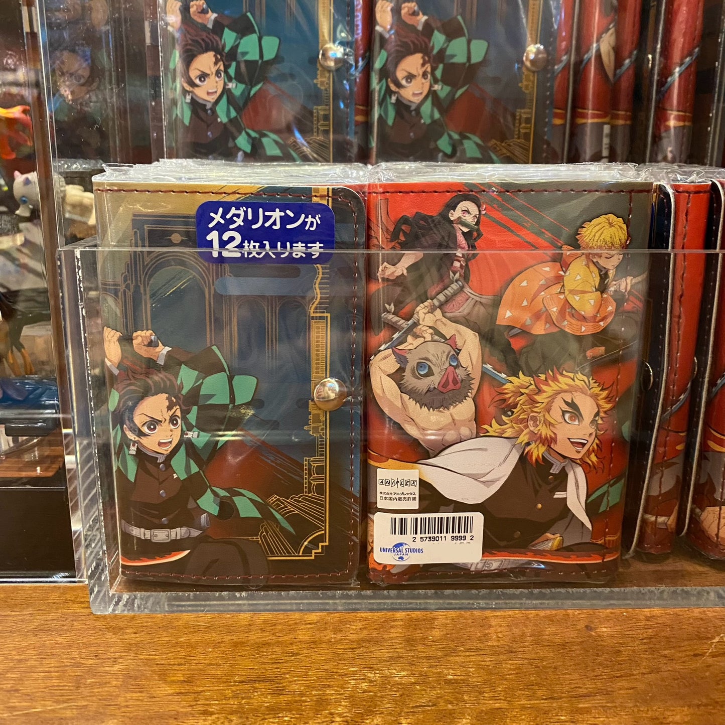 [Order] USJ Demon Slayer Kimetsu no Yaiba Coin Storage Book