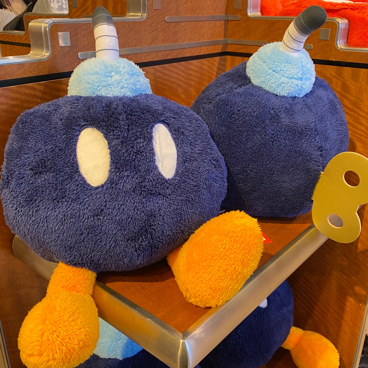 USJ Mario 炸彈兵 暖手Cushion