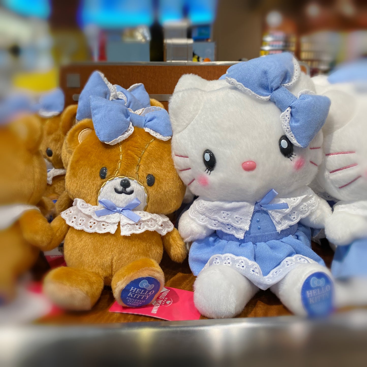 【Order】USJ Hello Kitty & Tiny Chum Plush Doll (Blue Ribbon)