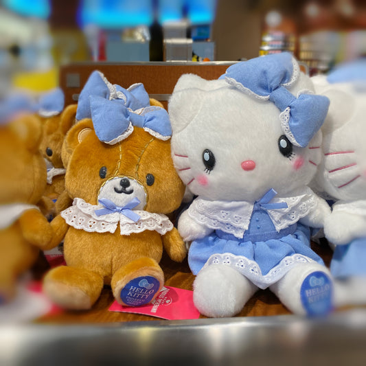 【Order】USJ Hello Kitty & Tiny Chum Plush Doll (Blue Ribbon)