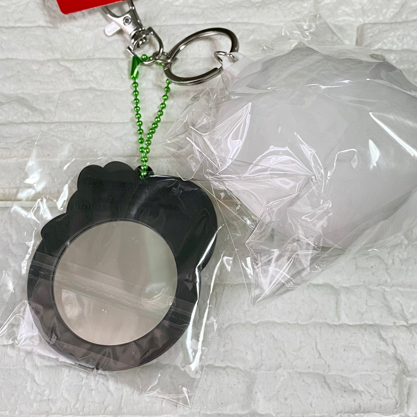 【Order】USJ Yoshi Mirror & Pouch Keychain