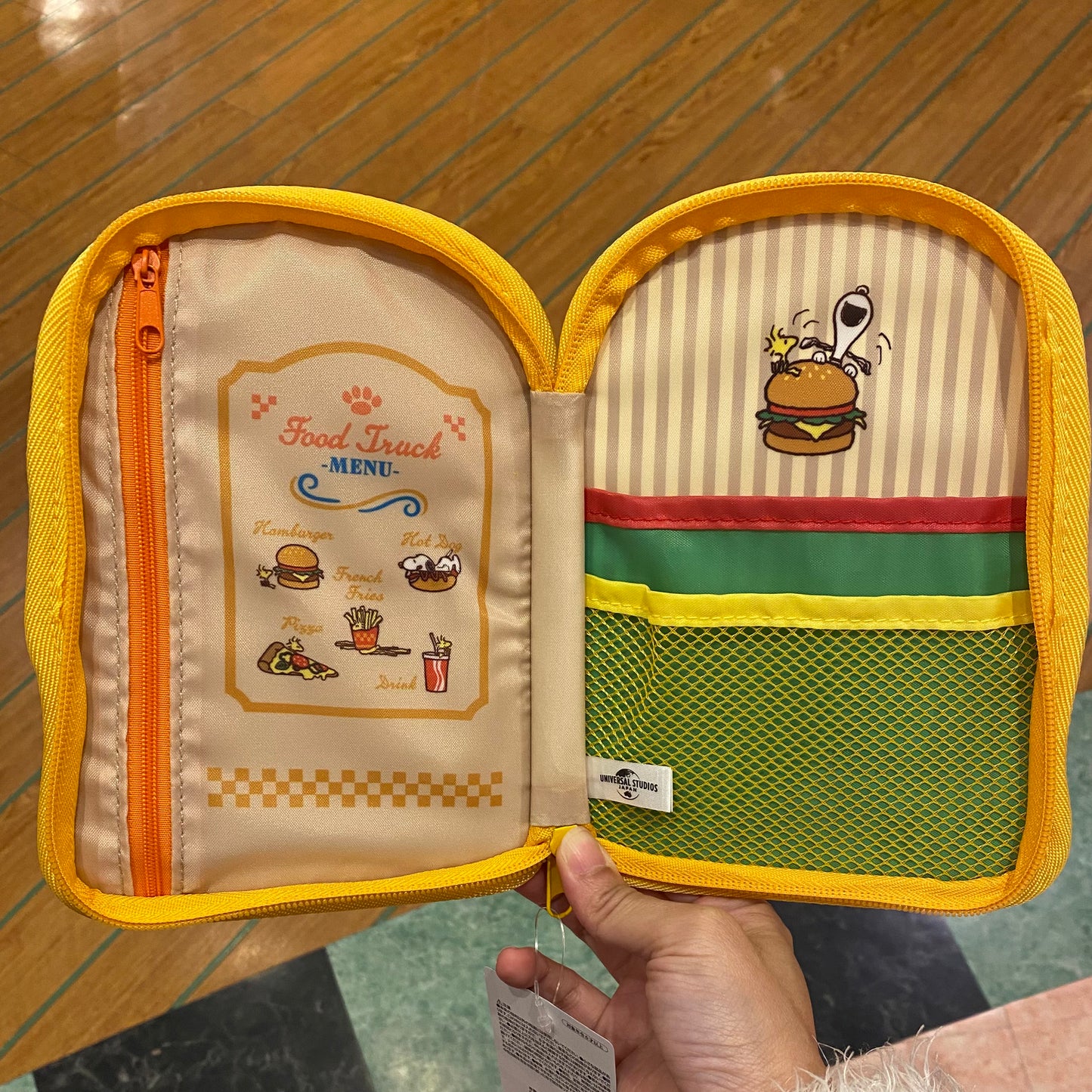 【Order】USJ Peanuts Food Truck Stationery - Gadget case / Eraser Set