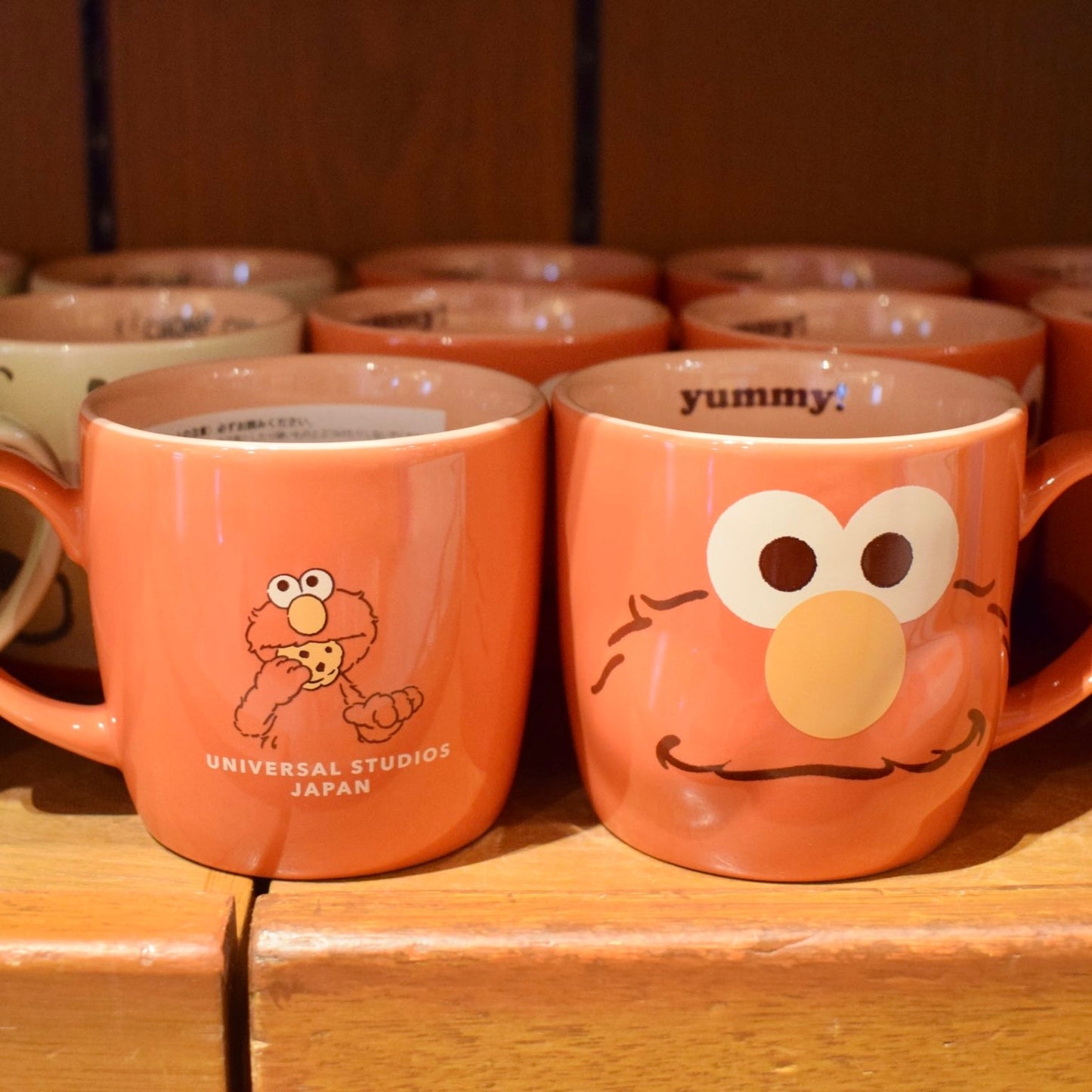 【訂貨】 USJ 芝麻街 Elmo & Cookie Monster 立體表情瓷杯