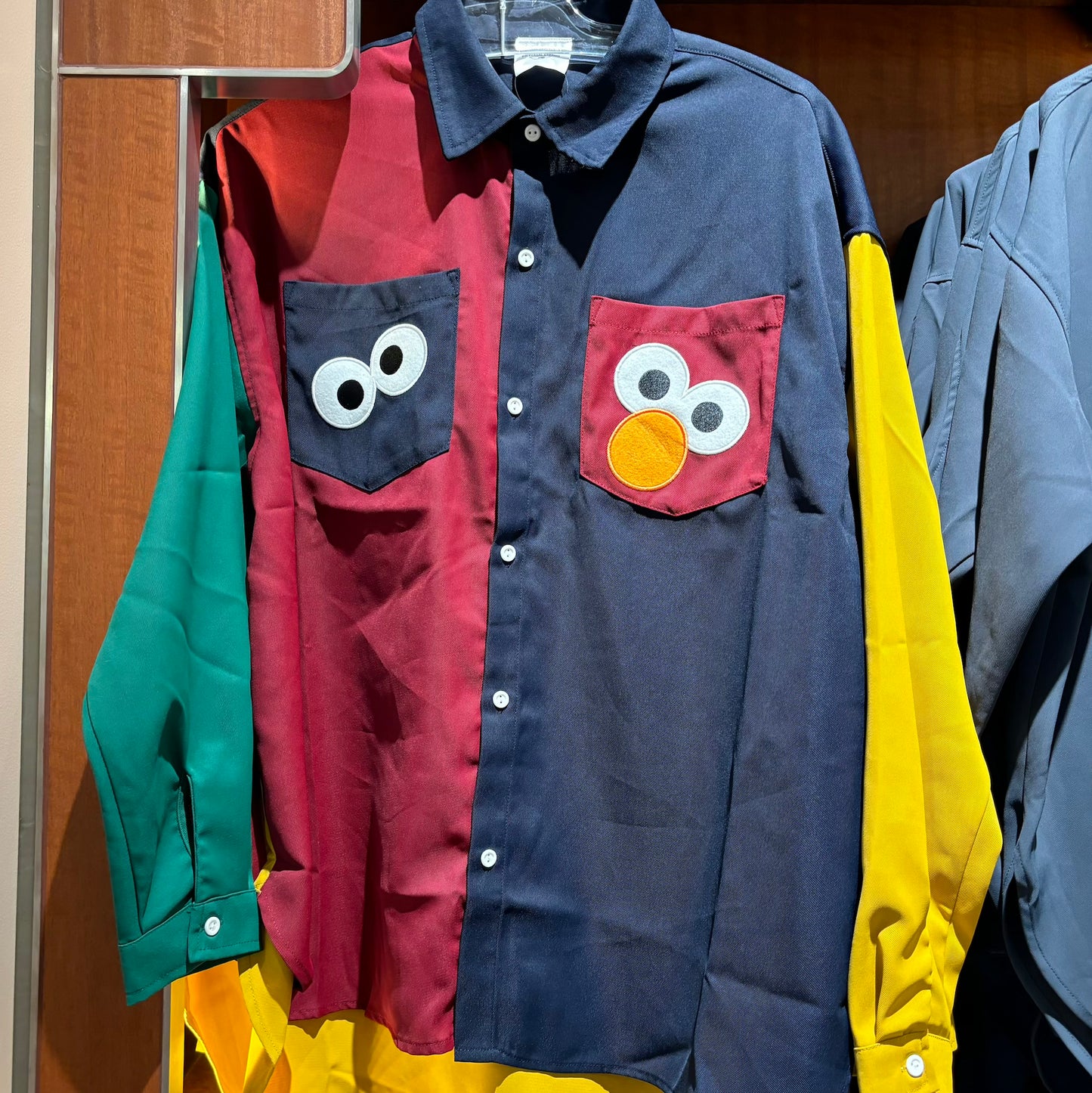 USJ 芝麻街 Elmo & Cookie Monster 拼色恤衫