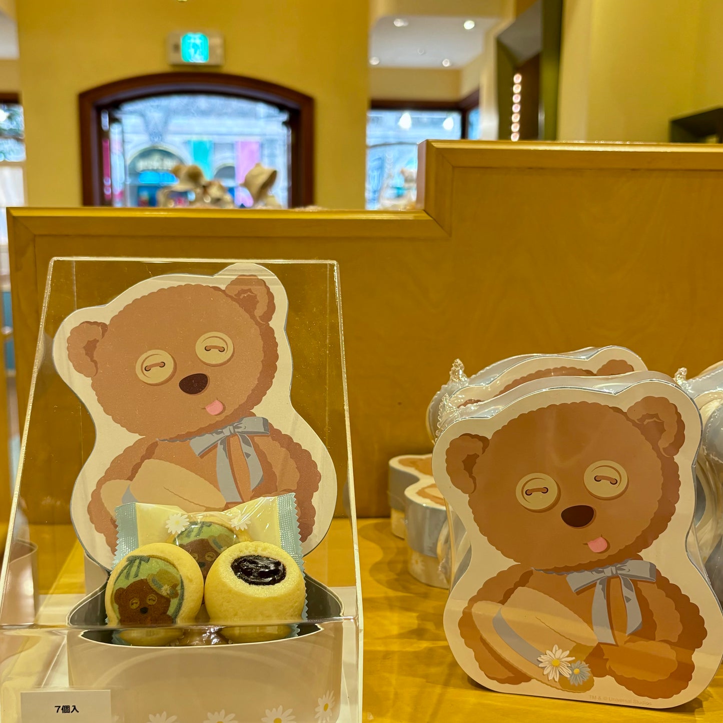 [Order] USJ Tim Bear Spring and Summer Daisy Series - Cookie Box