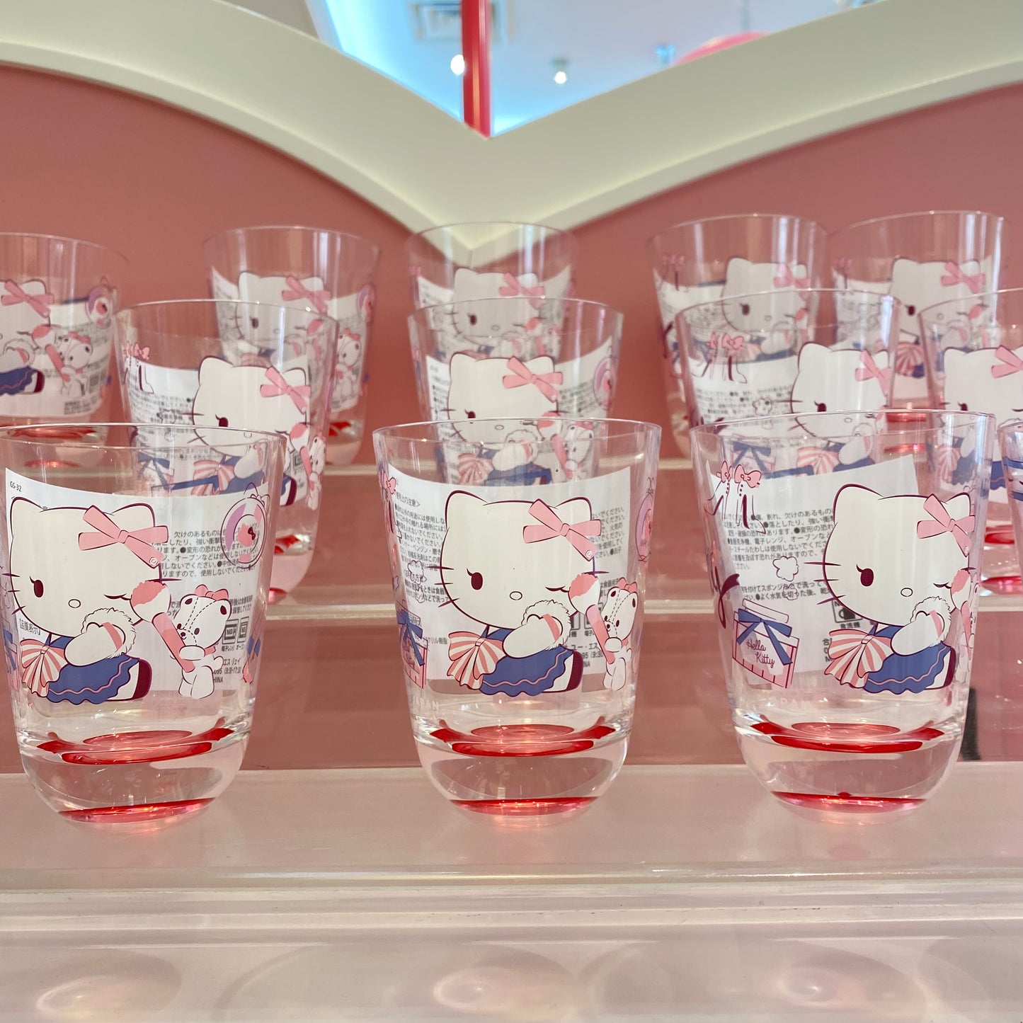 【訂貨】USJ Hello Kitty 膠水杯（粉紅）