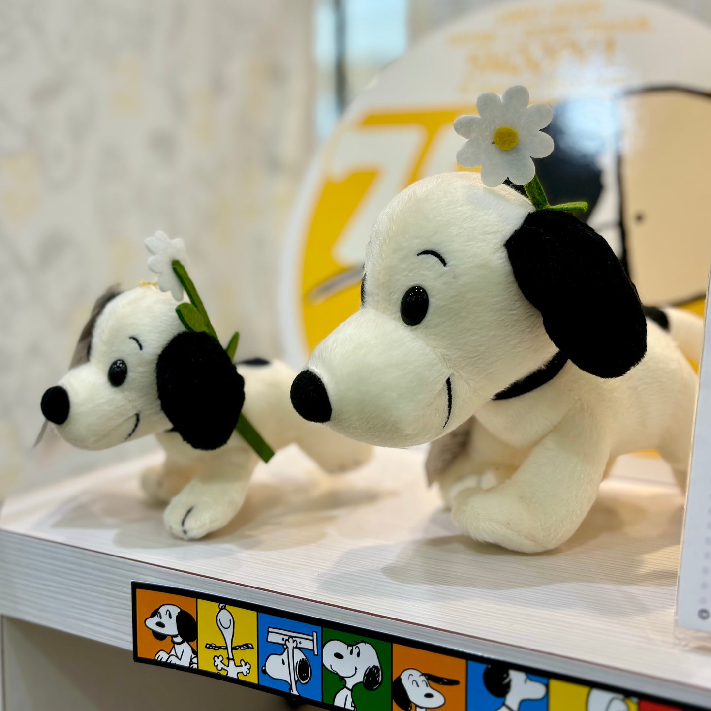 PEANUTS 75週年商品 - 復古Snoopy 公仔/掛飾（頭頂花朵）