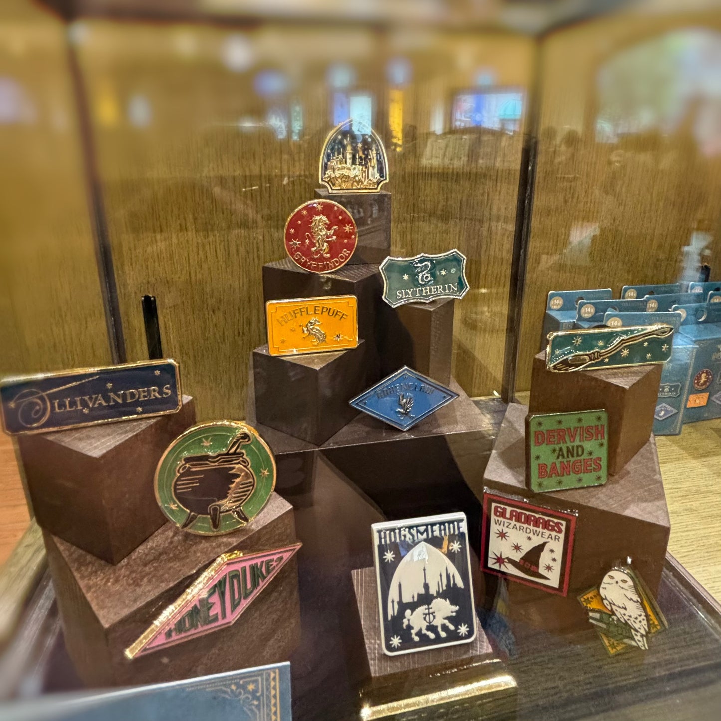 USJ 哈利波特 HOGWARTS - Collectible Pins 襟章 胸針