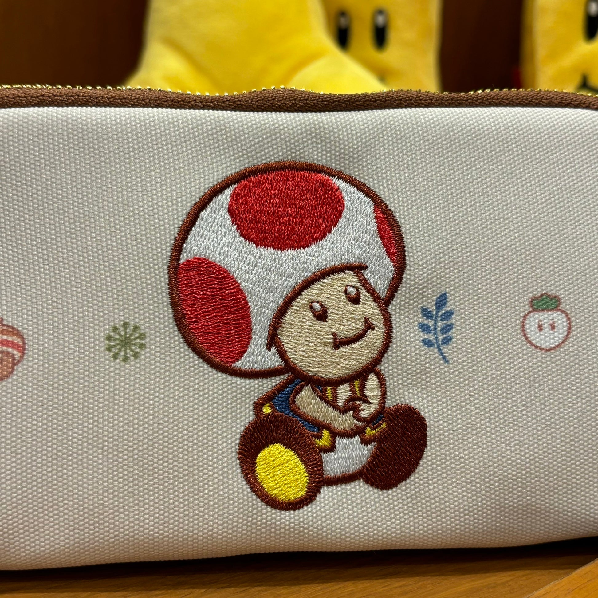 USJ 奇諾比奧 刺繡筆袋