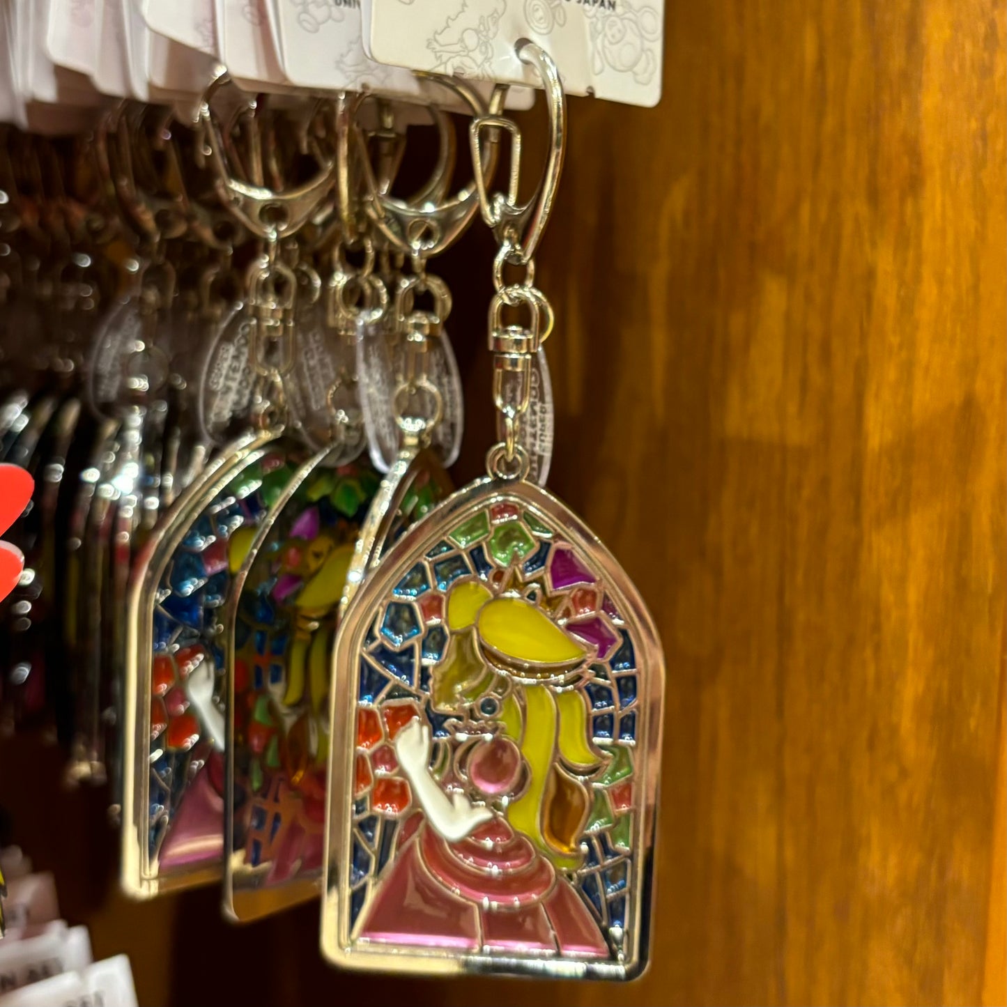 【Order】USJ Princess Peach Stained Glass Style Keychain