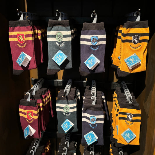 [Order] USJ Harry Potter Hogwarts Embroidered Socks