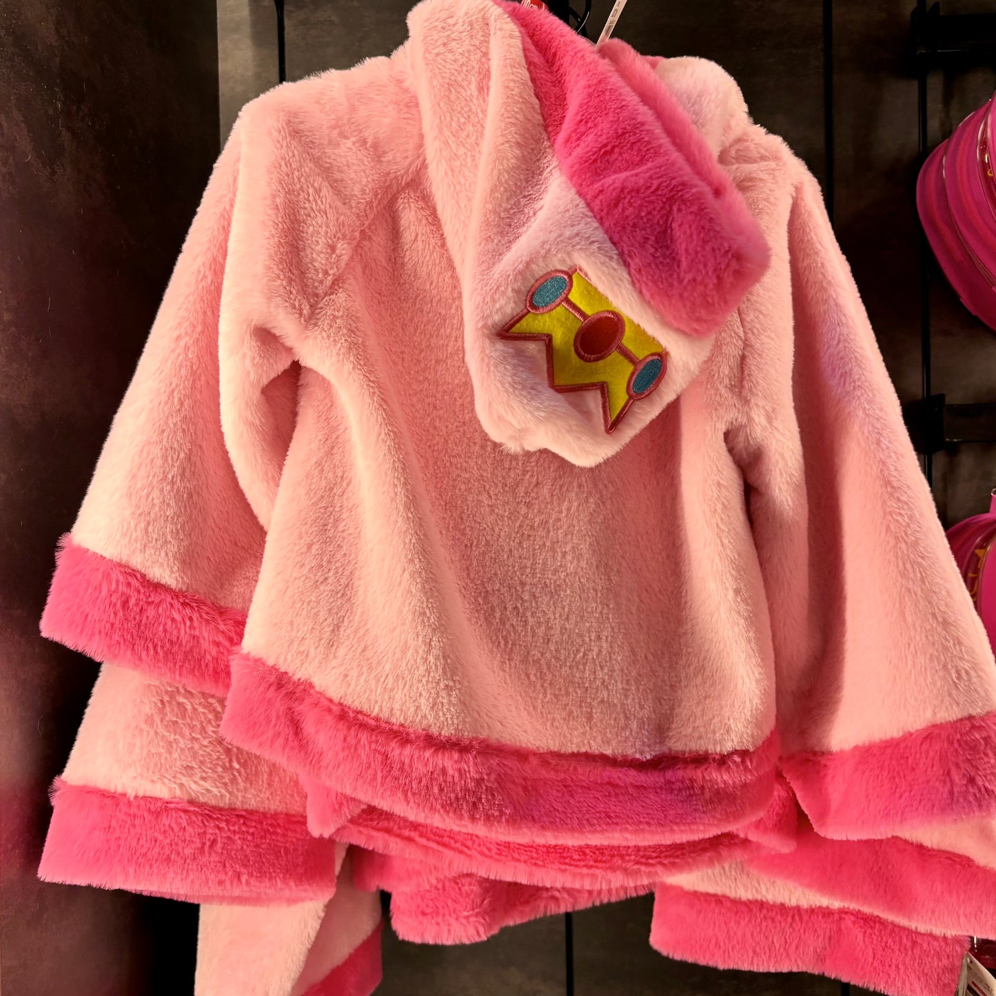 【Order】USJ Nintendo World Princess Peach Kids Fur Coat