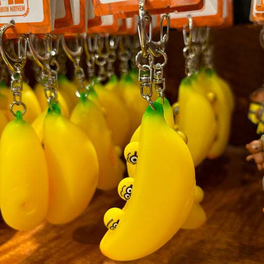 [Order] USJ Minions pressed banana keychain pendant