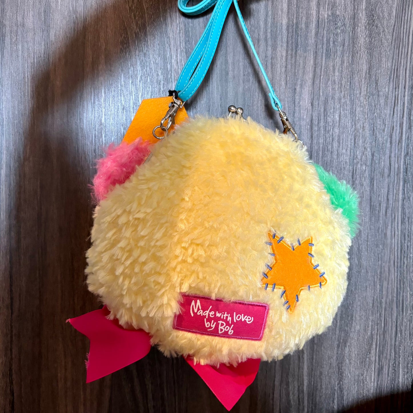 【現貨】USJ Minions Gifts From The Heart - 口金包斜揹袋 Shoulder Bag