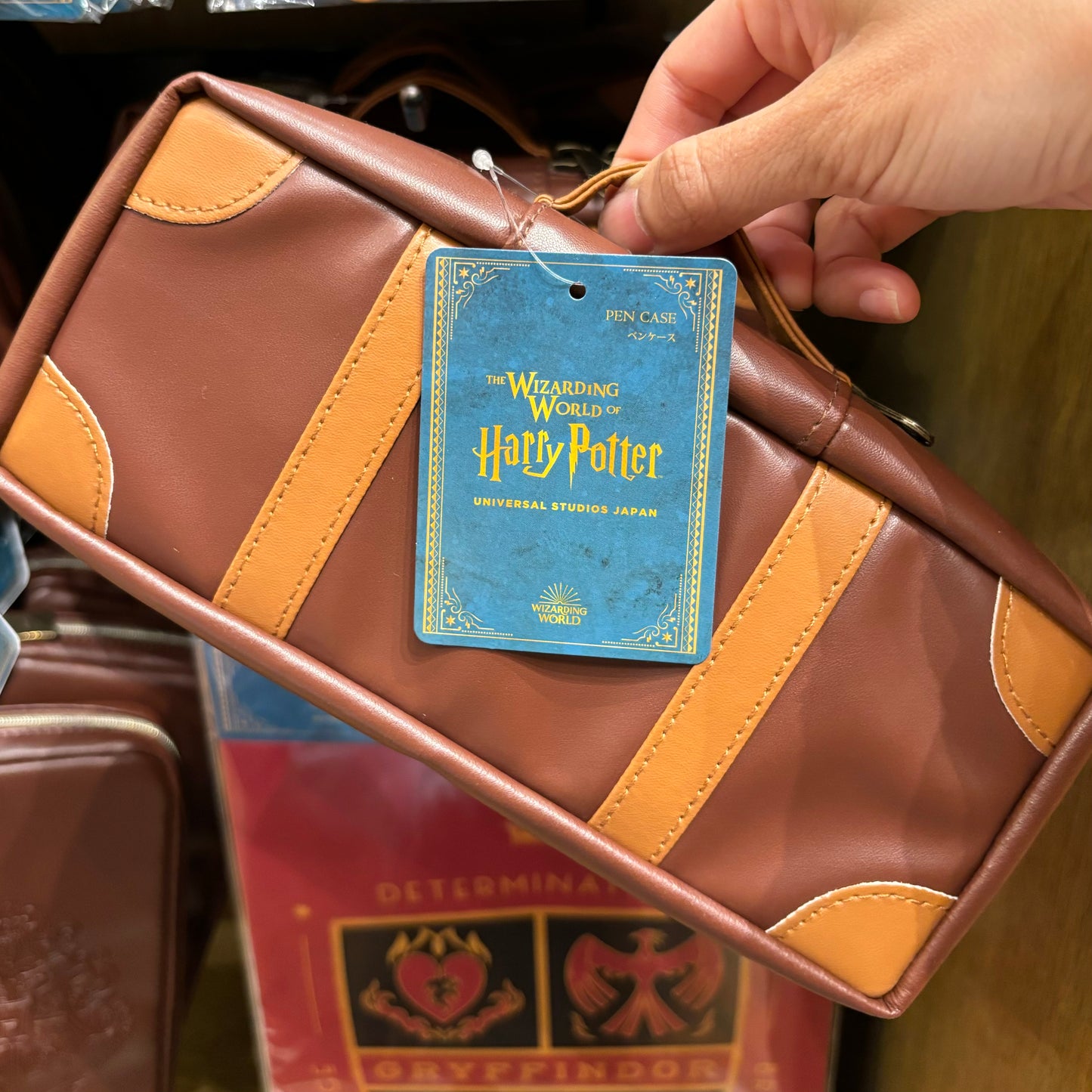 [Order] USJ Harry Potter Hogwarts Trunk Case Suitcase Pen Case