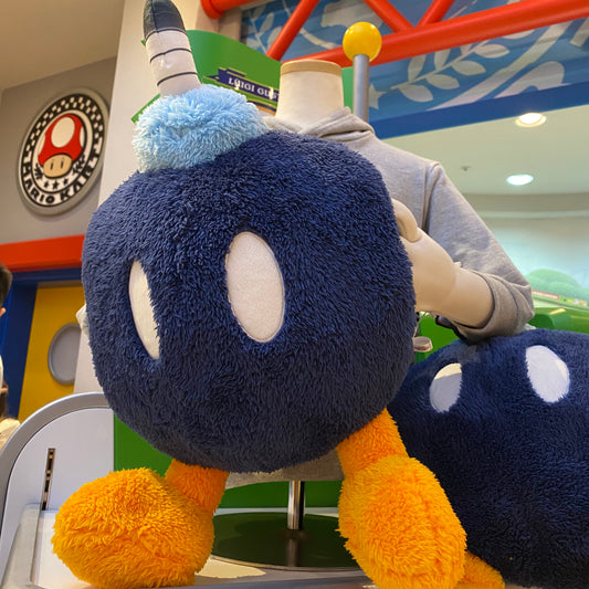 USJ Mario 炸彈兵 暖手Cushion