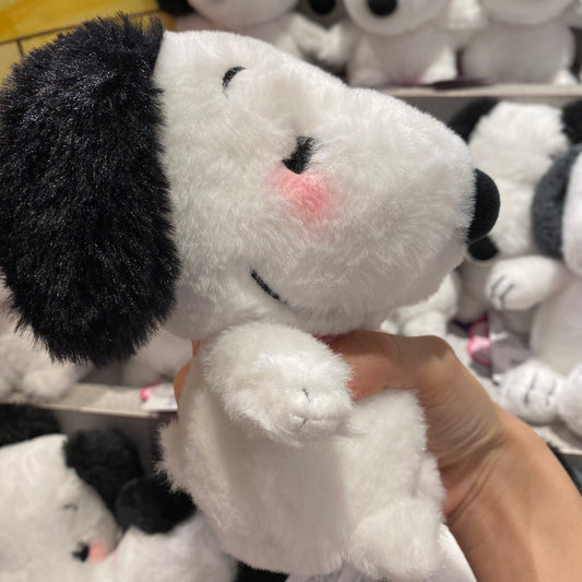 【Order】USJ Snoopy Fan Fun Friends Series - Snoopy Red Cheek Doll